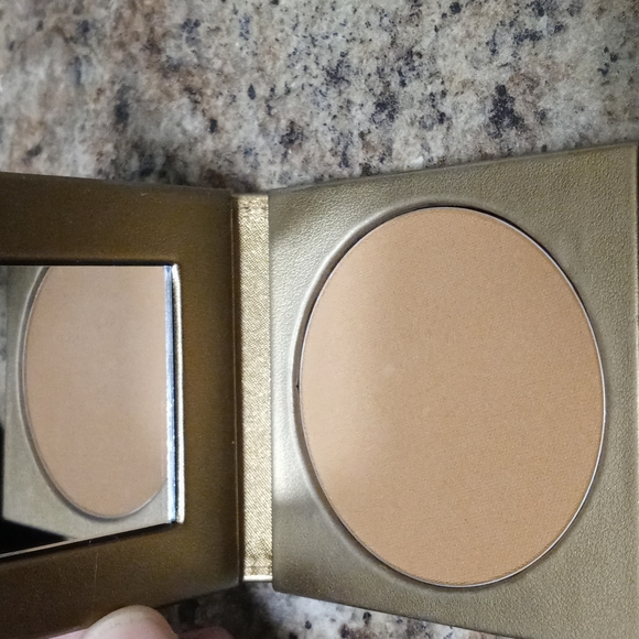 Tarte  Hotel Heiresss - Picture 2 of 2